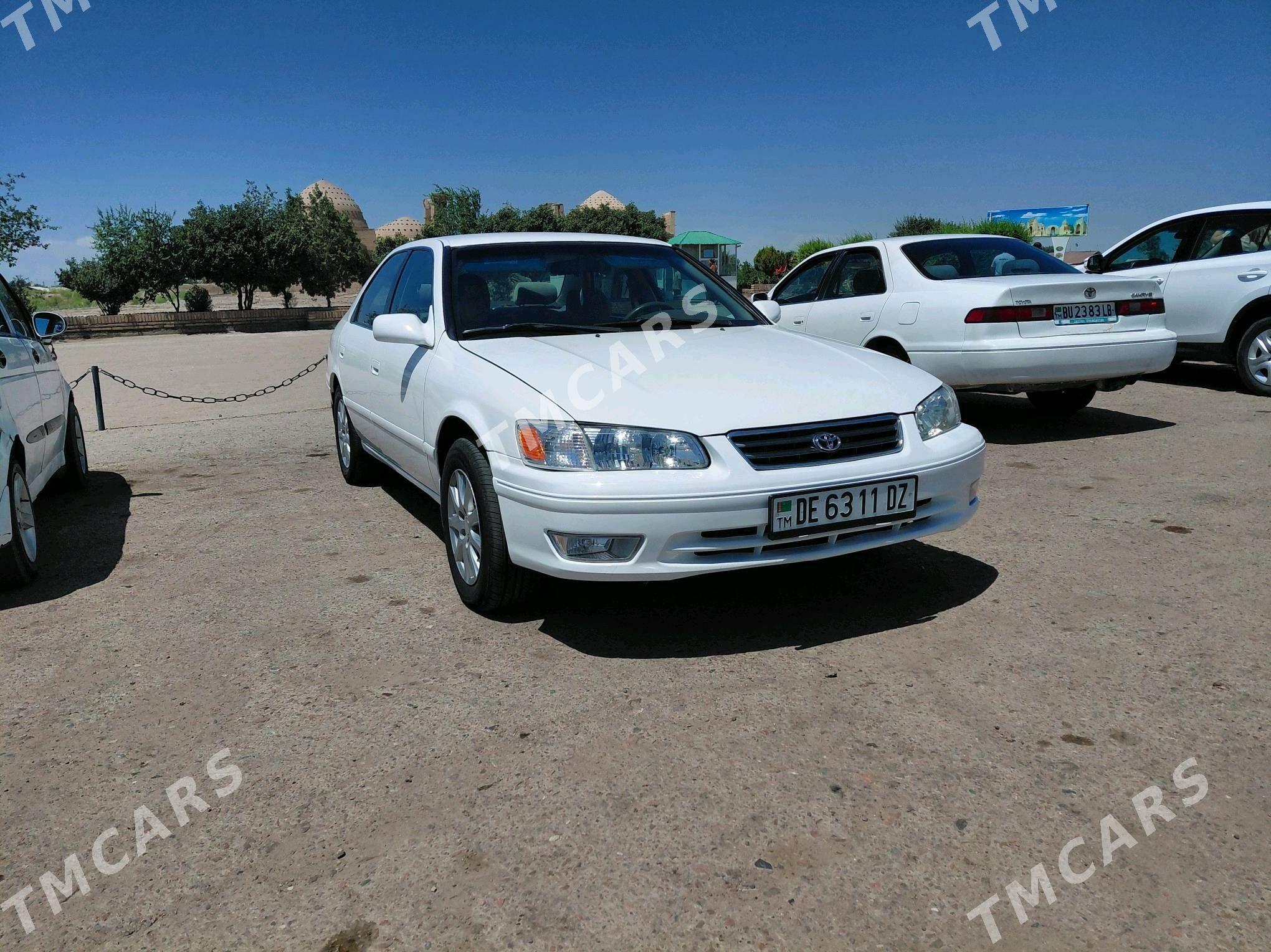 Toyota Camry 2000 - 156 000 TMT - Köneürgenç - img 4