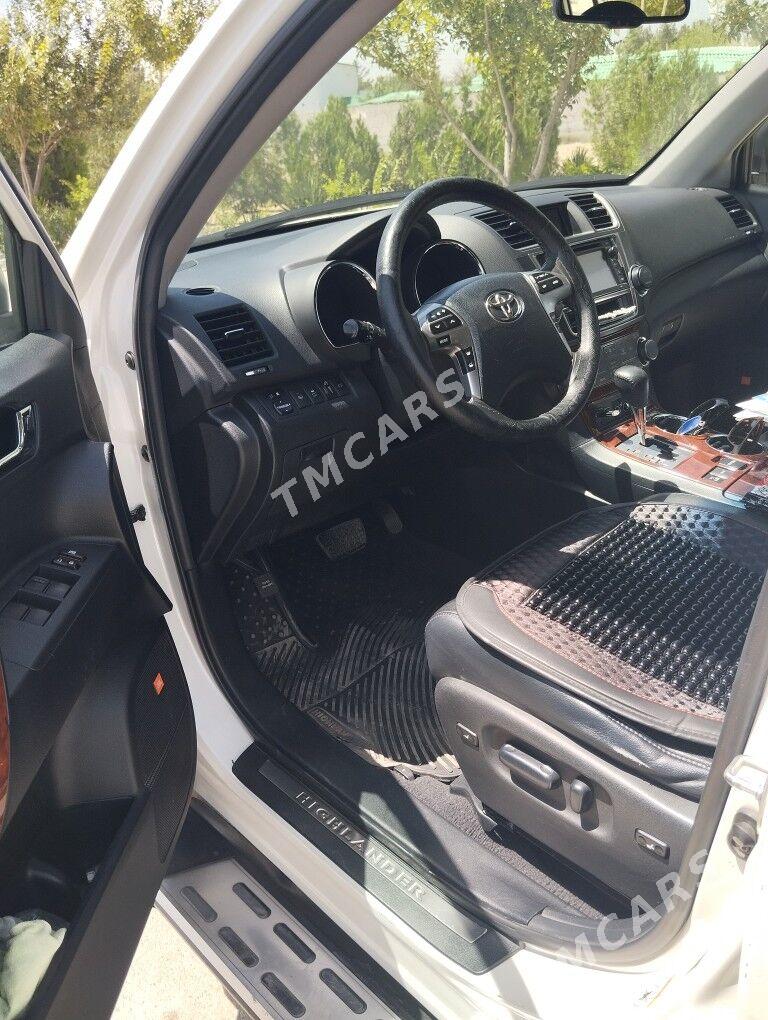 Toyota Highlander 2013 - 320 000 TMT - Ашхабад - img 8