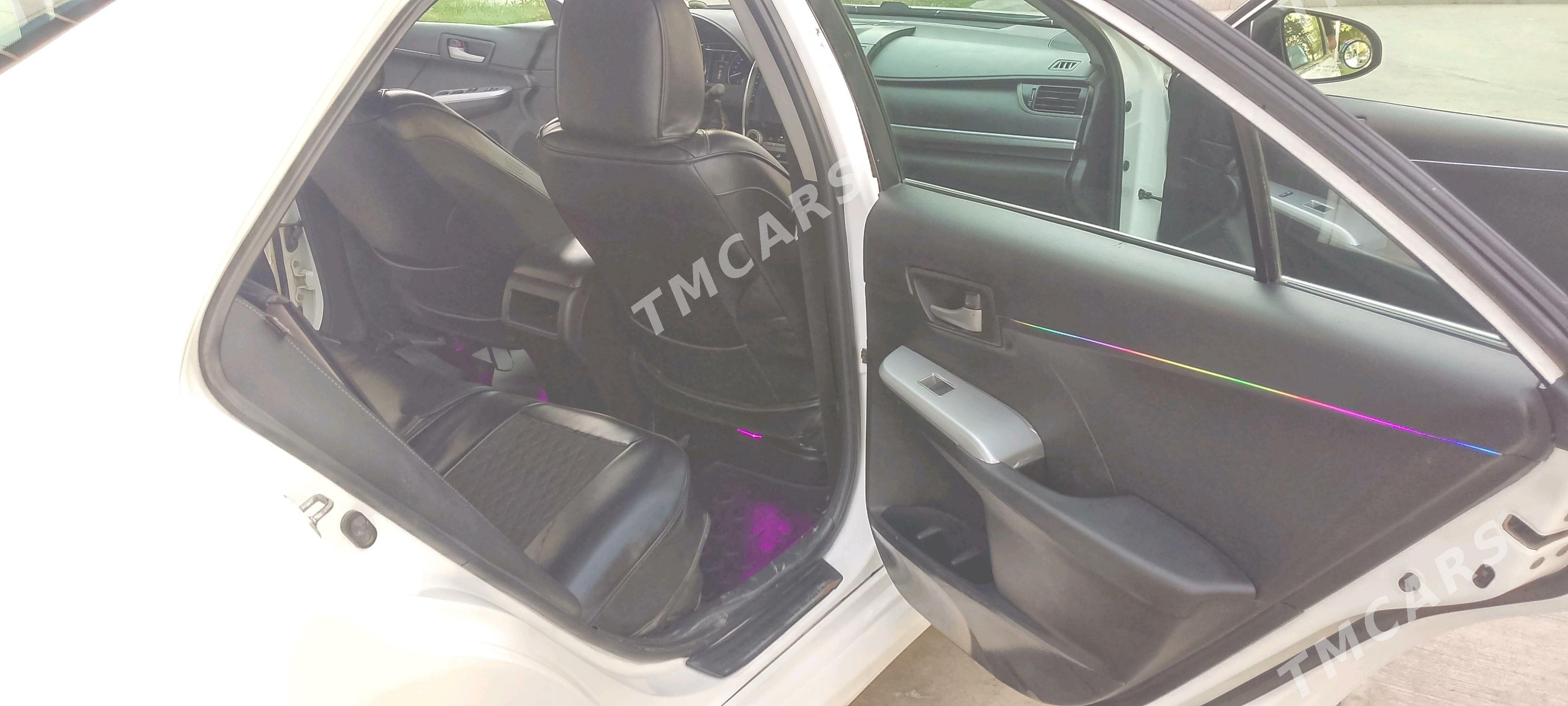 Toyota Camry 2013 - 210 000 TMT - Теджен - img 8