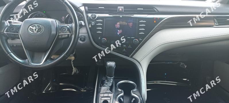 Toyota Camry 2018 - 320 000 TMT - Aşgabat - img 6
