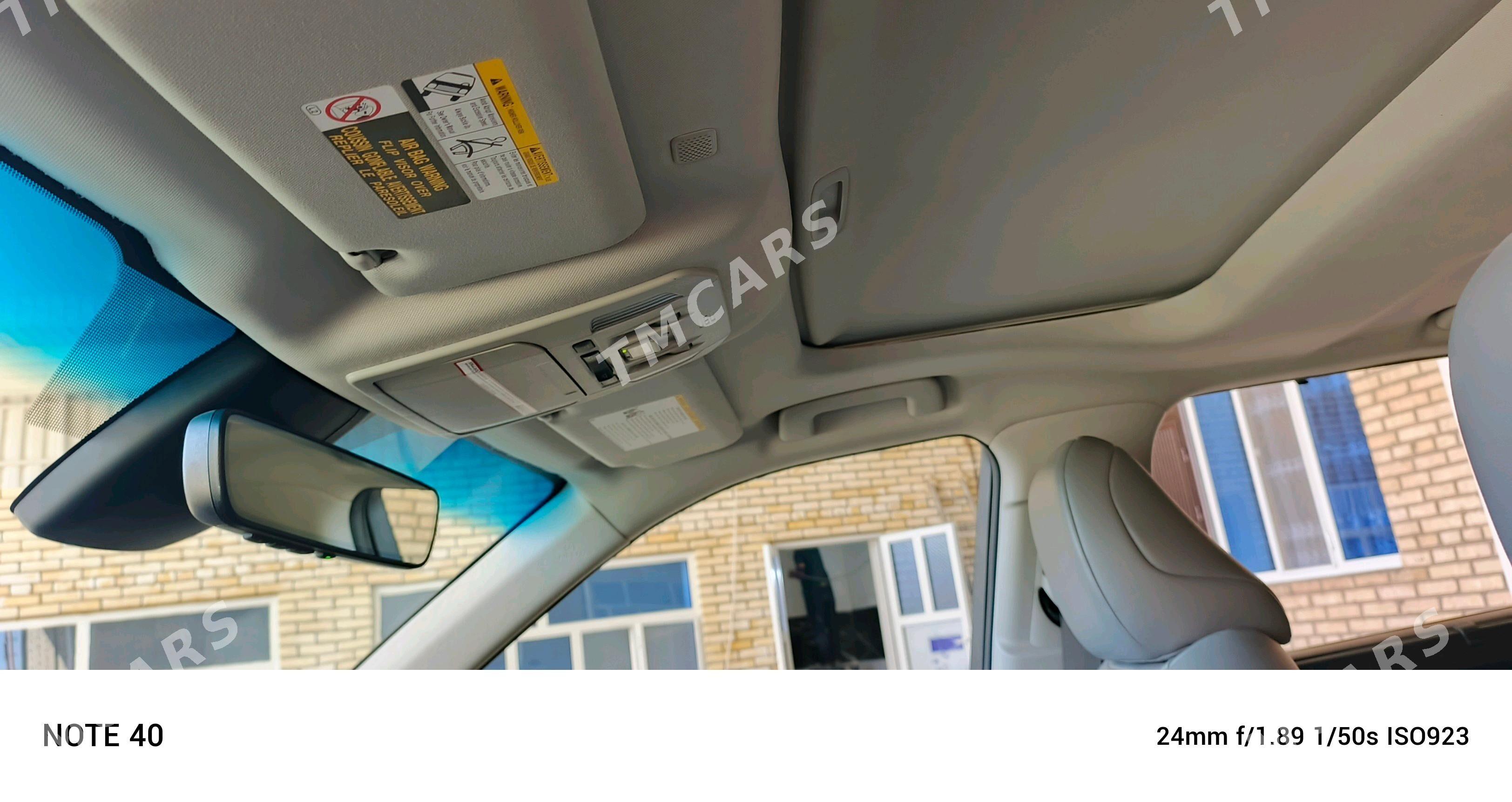 Toyota Highlander 2021 - 550 000 TMT - Мары - img 3