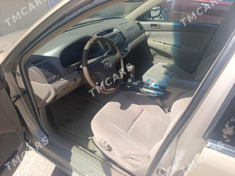 Toyota Camry 2003 - 132 000 TMT - Халач - img 4