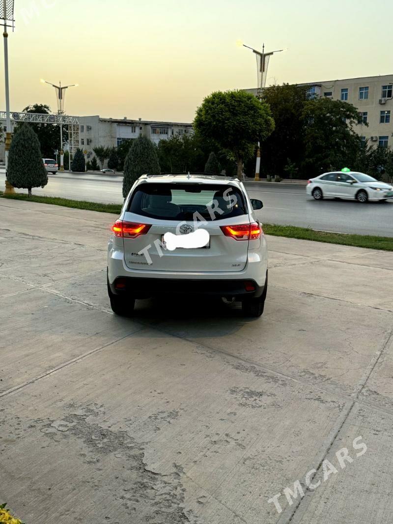 Toyota Highlander 2019 - 475 000 TMT - Moskowskiý köç. (10 ýyl abadançylyk şaýoly) - img 5