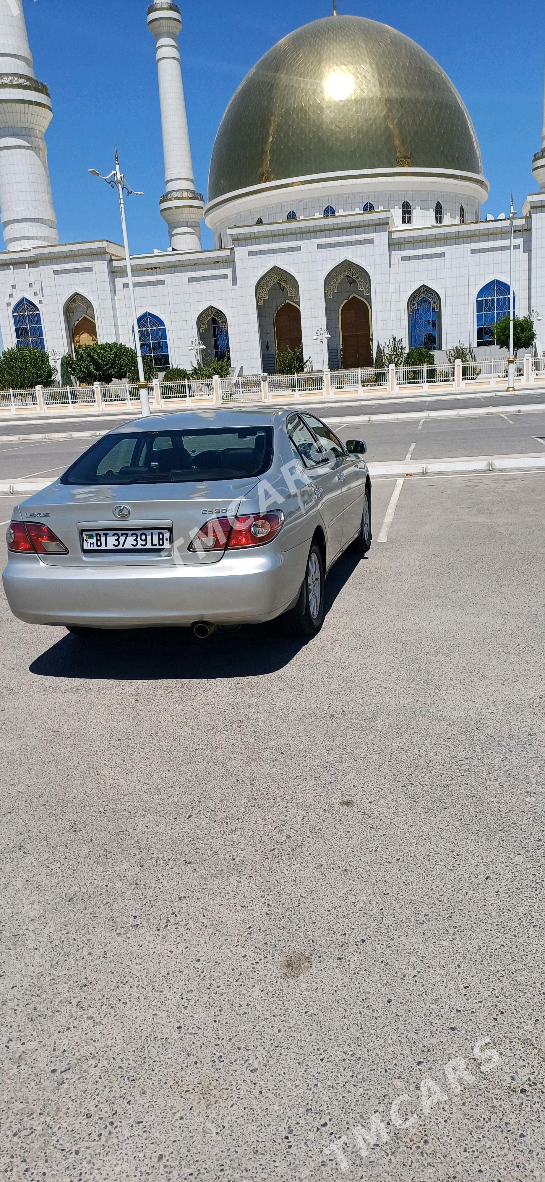 Lexus ES 300 2002 - 190 000 TMT - Дянев - img 4