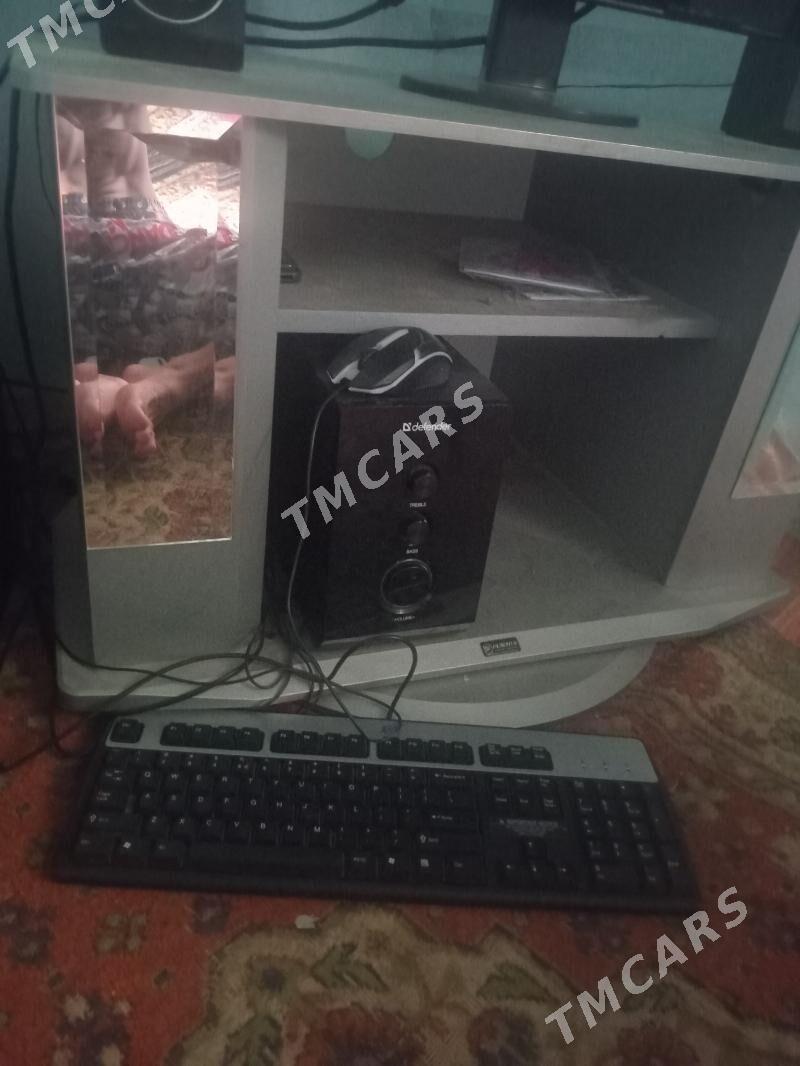 patsdawka kompyuter telewizor - Кëши - img 3