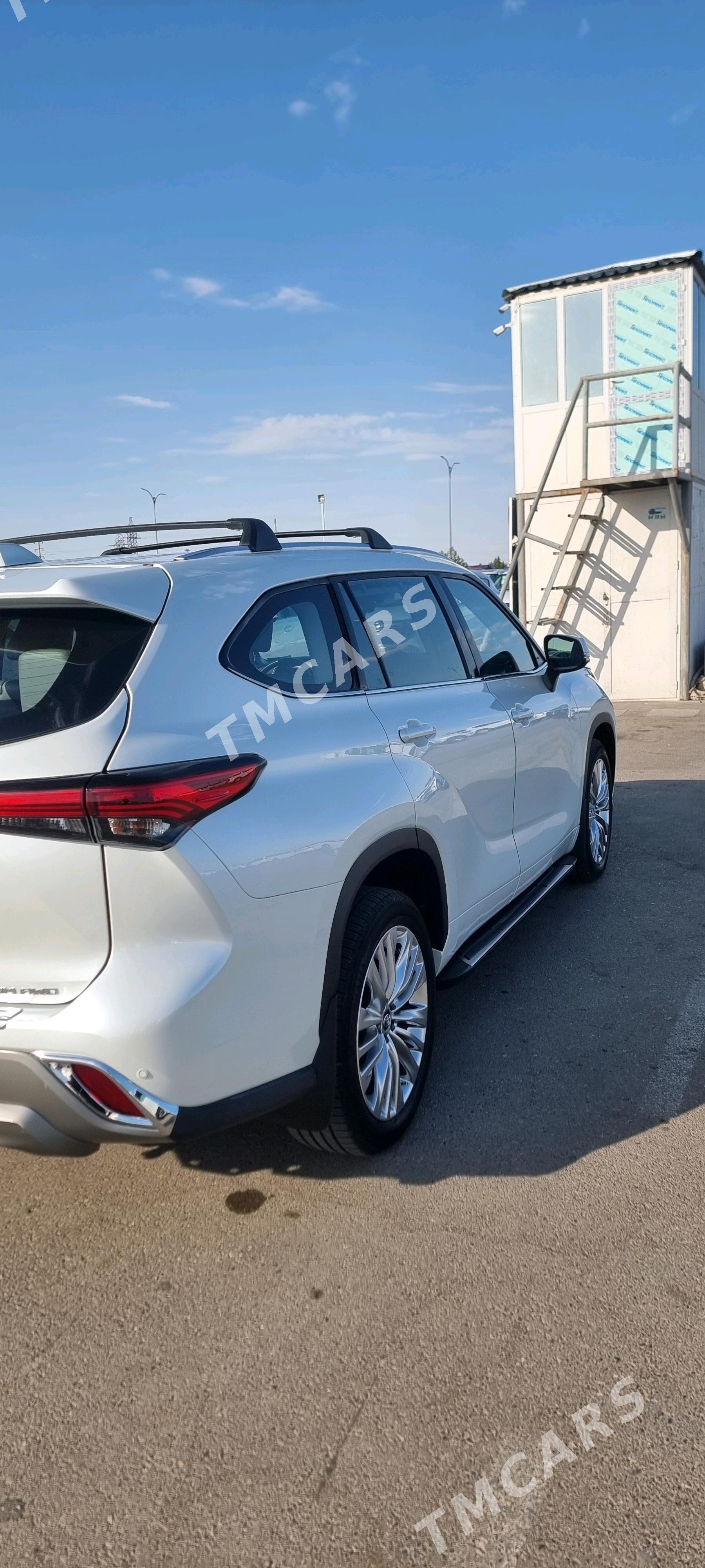 Toyota Highlander 2022 - 525 000 TMT - "Altyn Asyr" Gündogar bazary (Jygyllyk) - img 2