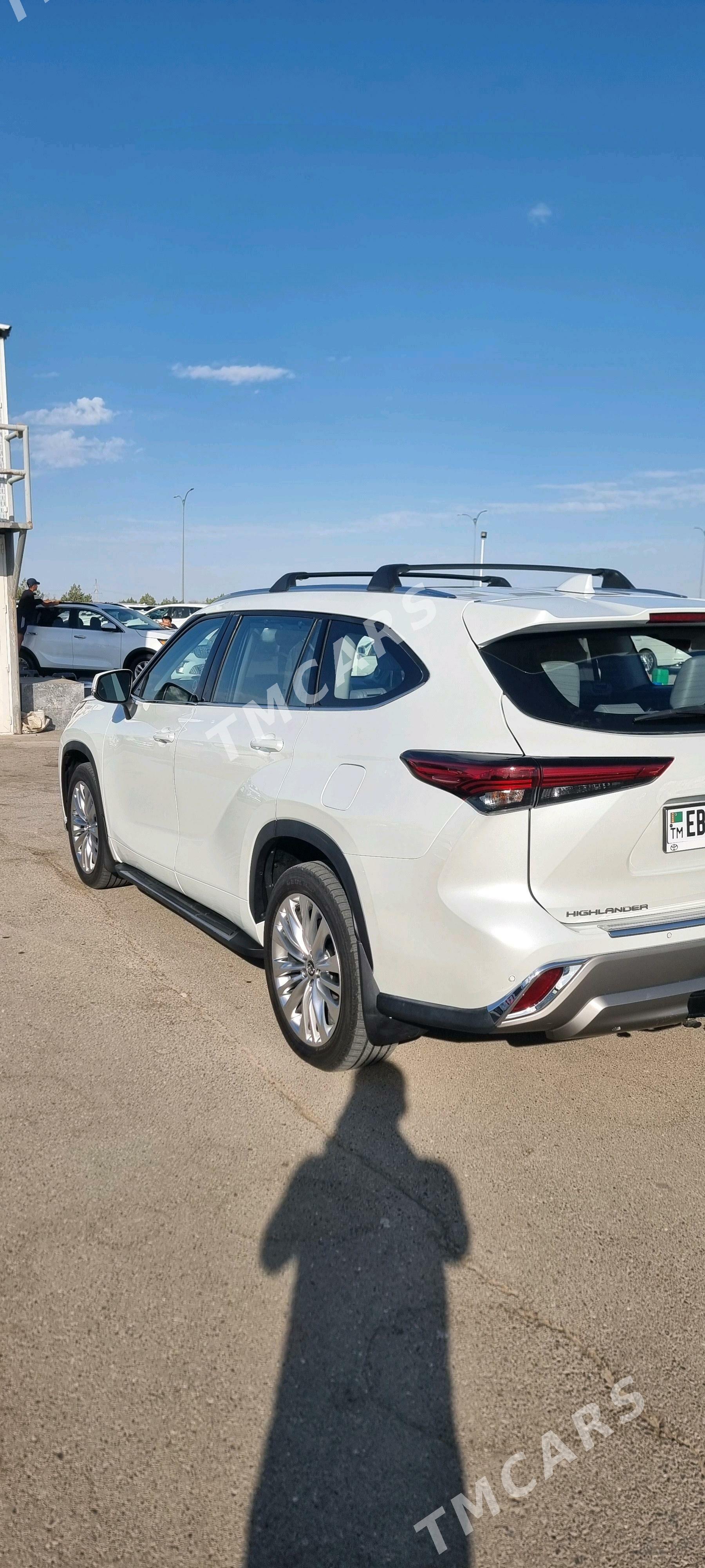 Toyota Highlander 2022 - 525 000 TMT - "Altyn Asyr" Gündogar bazary (Jygyllyk) - img 3