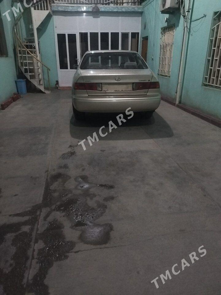 Toyota Camry 2000 - 164 000 TMT - Бахарден - img 4