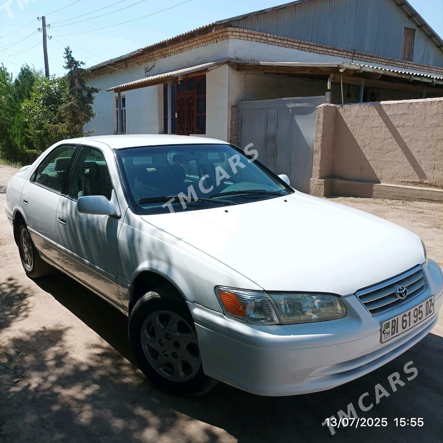 Toyota Camry 2001 - 130 000 TMT - Кёнеургенч - img 2