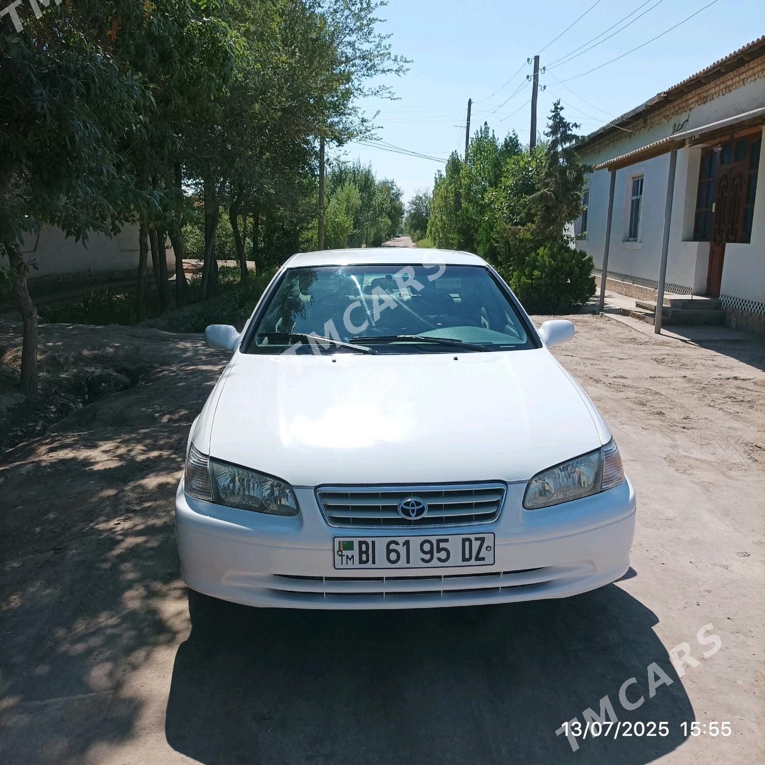 Toyota Camry 2001 - 130 000 TMT - Кёнеургенч - img 4