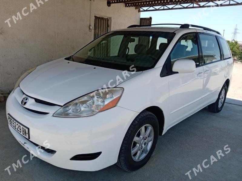 Toyota Sienna 2007 - 232 000 TMT - Эсенгулы - img 2