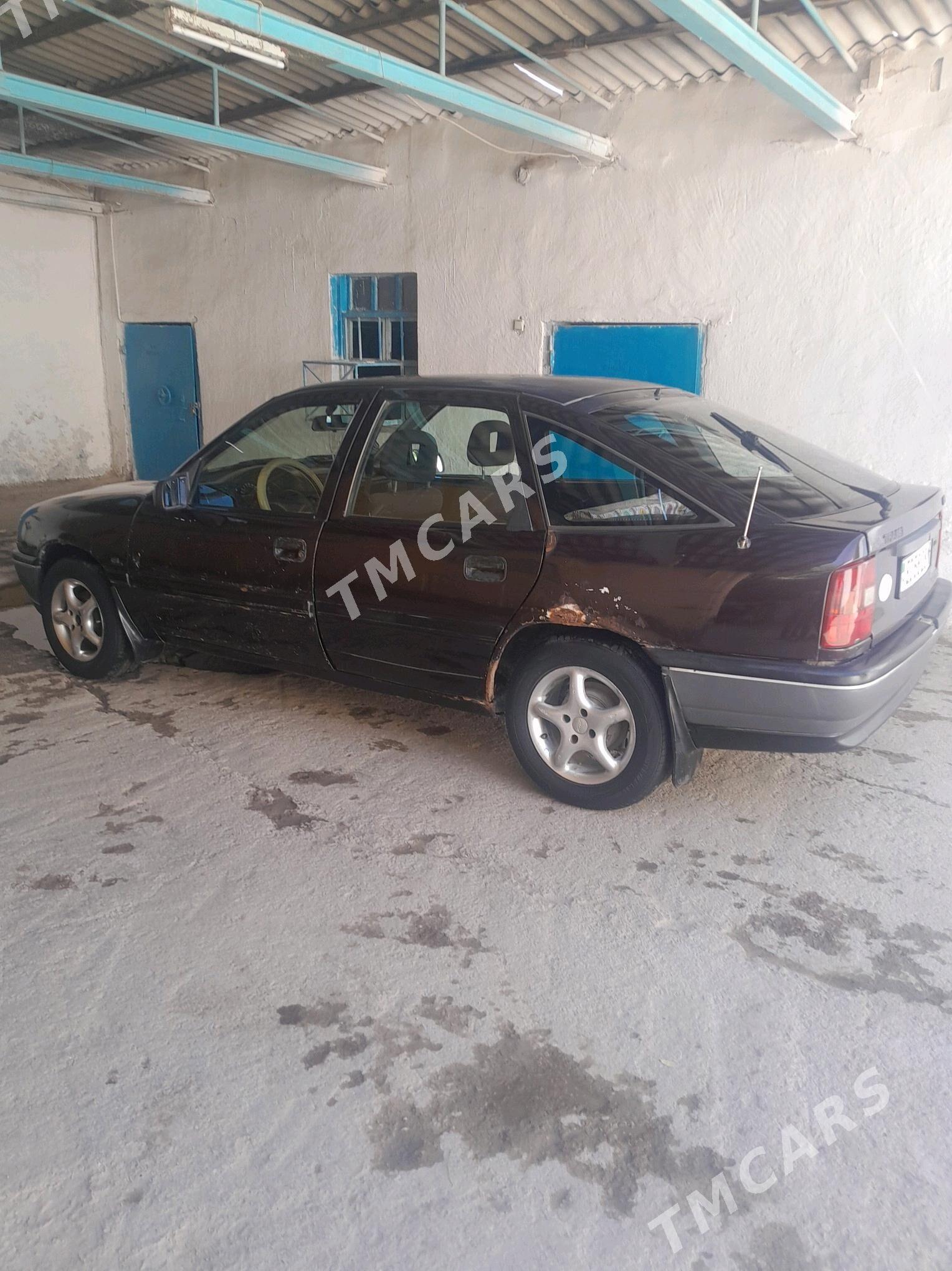 Opel Vectra 1992 - 18 000 TMT - Murgap - img 2