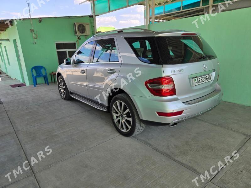 Mercedes-Benz ML350 2011 - 400 000 TMT - Türkmenbaşy - img 5