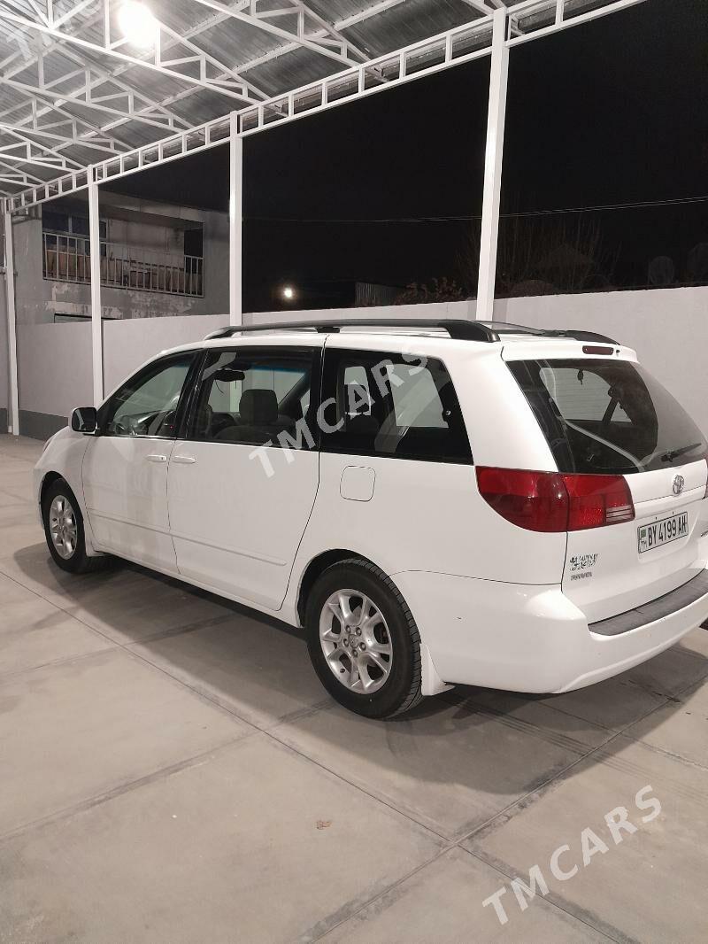 Toyota Sienna 2004 - 200 000 TMT - Gökdepe - img 4