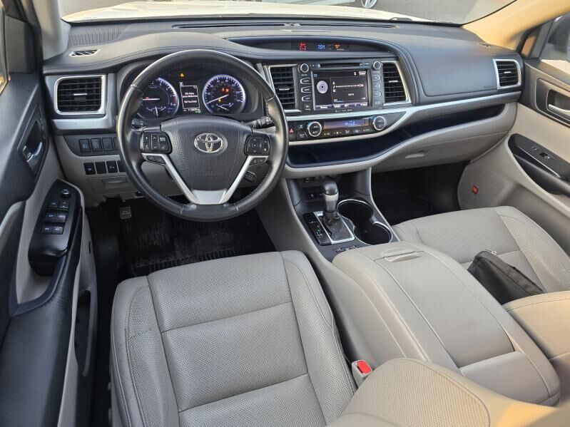 Toyota Highlander 2019 - 490 000 TMT - Aşgabat - img 3