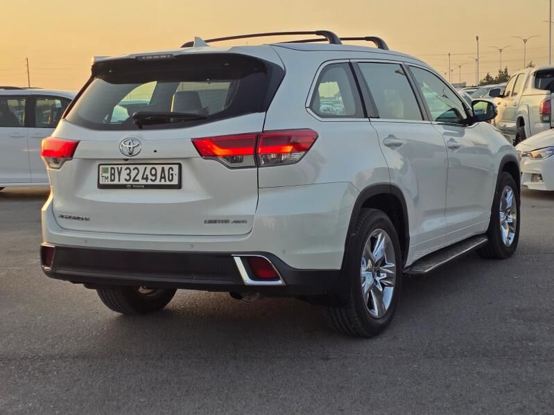 Toyota Highlander 2019 - 490 000 TMT - Aşgabat - img 2