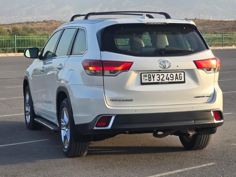 Toyota Highlander 2019 - 490 000 TMT - Aşgabat - img 7
