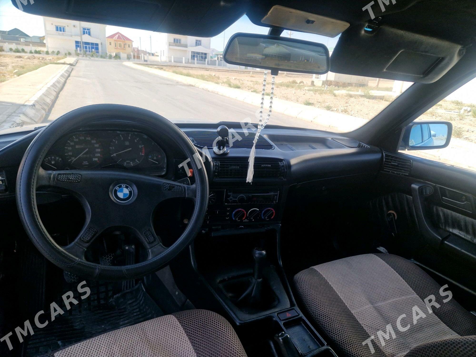 BMW 525 1990 - 40 000 TMT - Балканабат - img 4