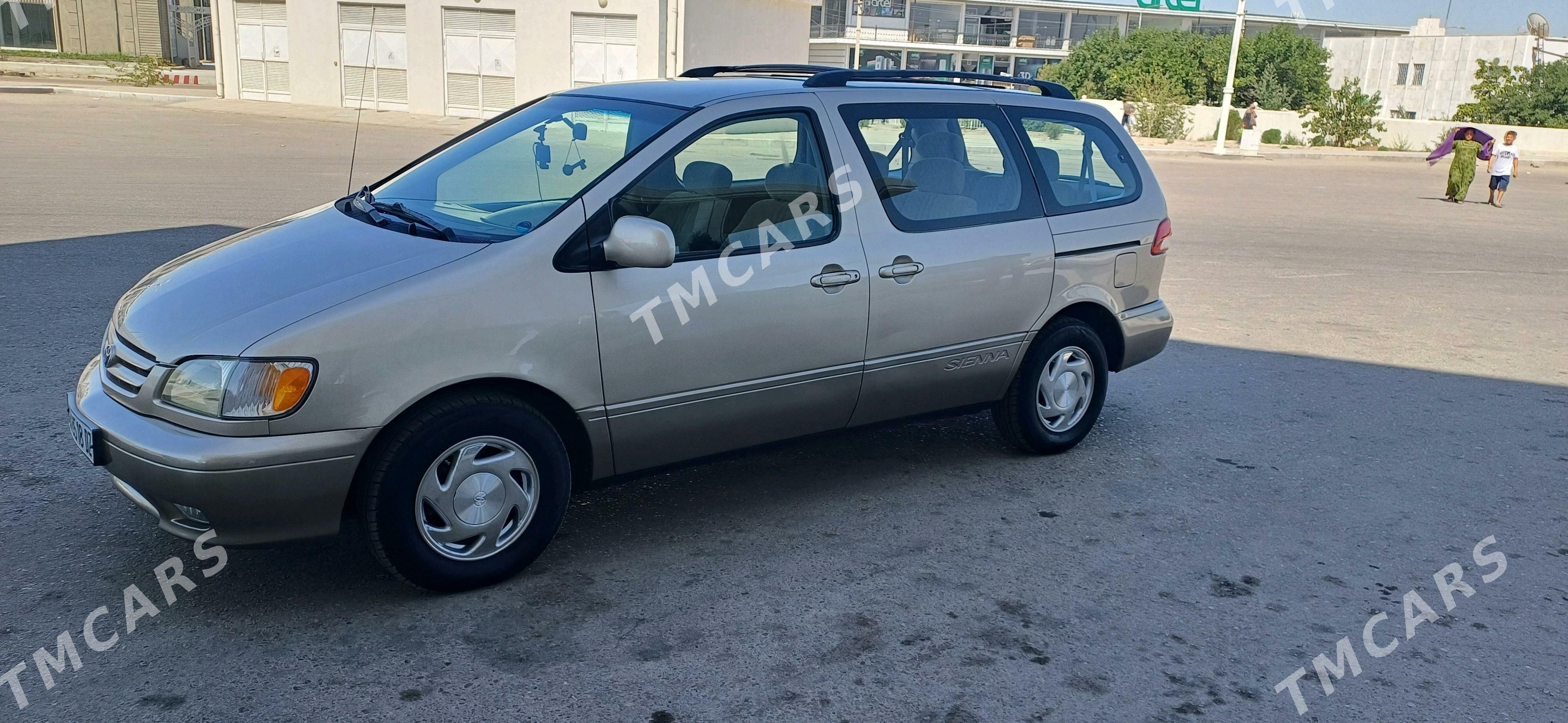 Toyota Sienna 2002 - 165 000 TMT - Daşoguz - img 6