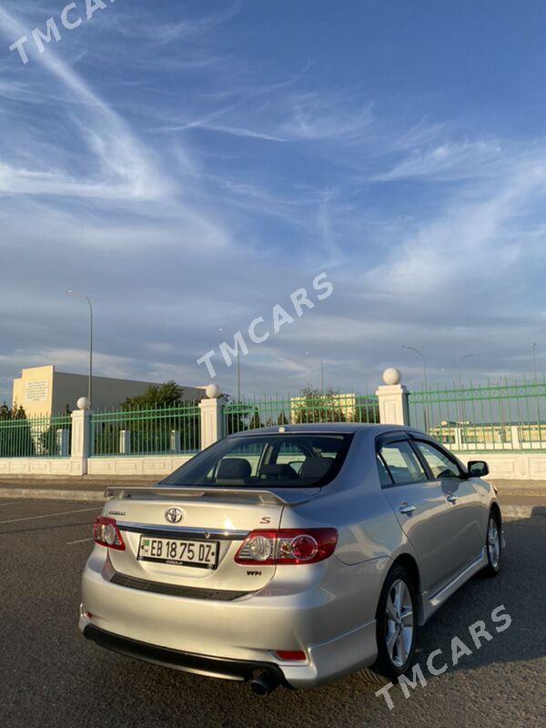 Toyota Corolla 2011 - 200 000 TMT - Daşoguz - img 3