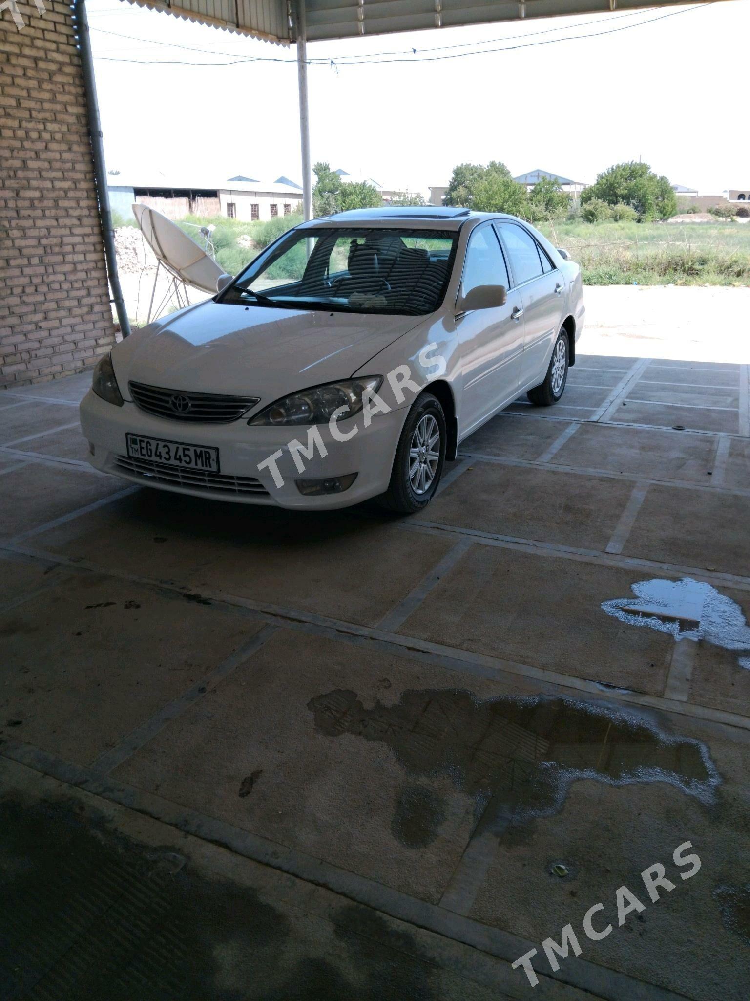 Toyota Camry 2004 - 141 000 TMT - Mary - img 3
