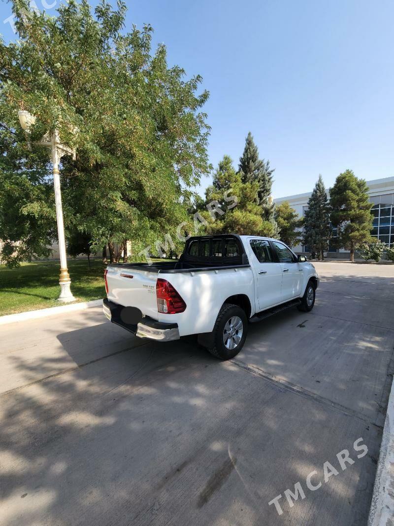 Toyota Hilux 2020 - 550 000 TMT - Mary - img 4