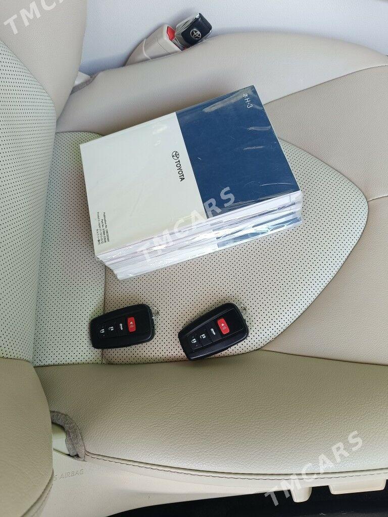 Toyota Camry 2021 - 453 000 TMT - Aşgabat - img 9