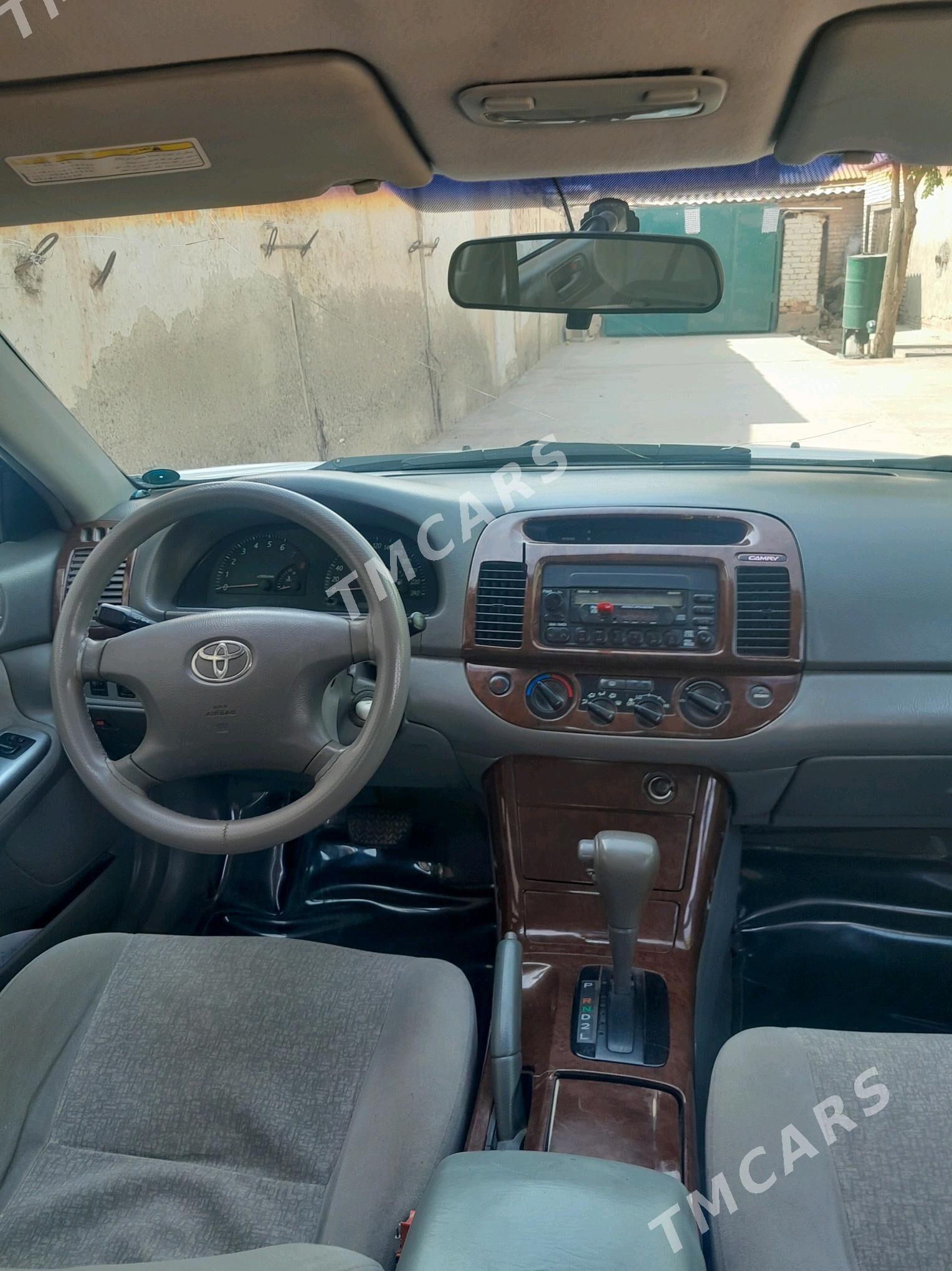 Toyota Camry 2005 - 125 000 TMT - Теджен - img 4
