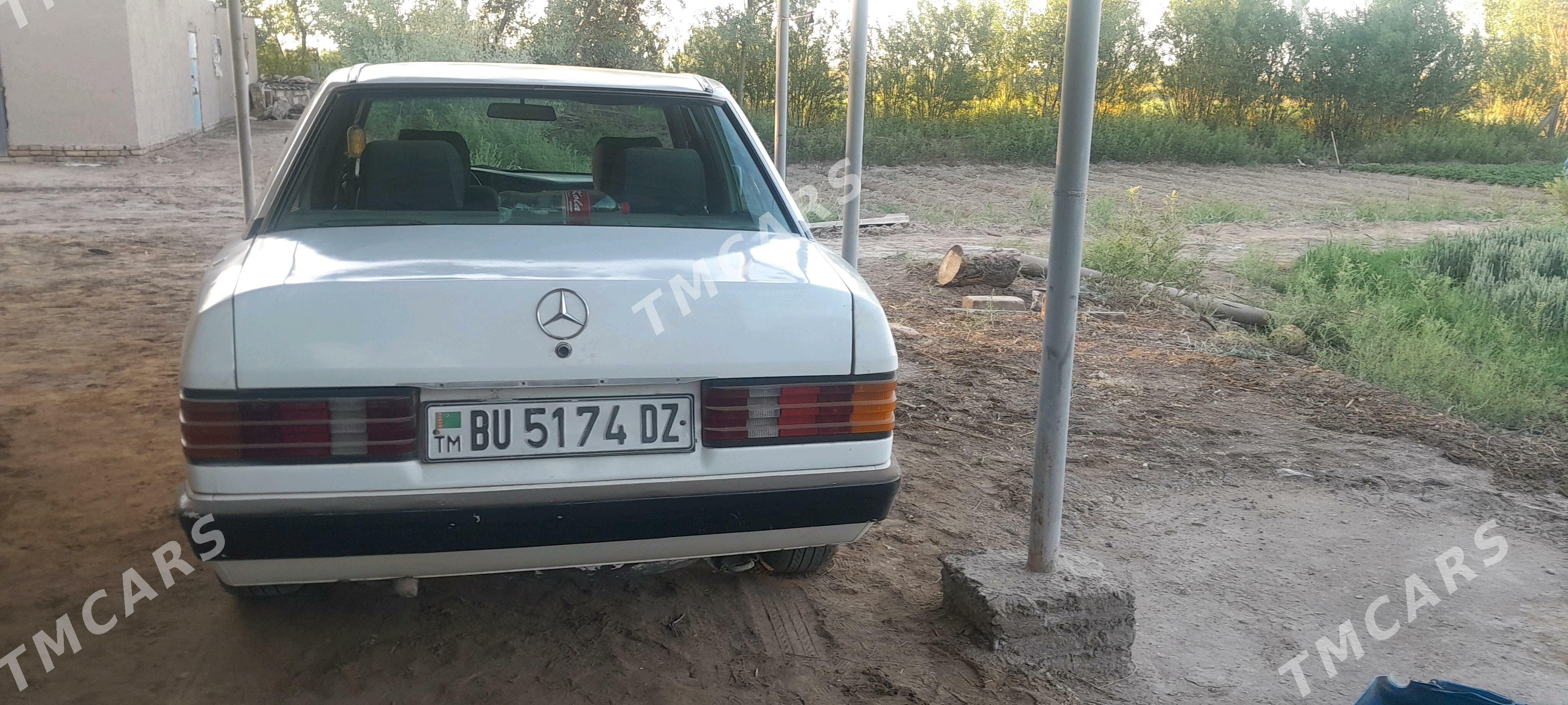 Mercedes-Benz 190E 1989 - 30 000 TMT - Дашогуз - img 2