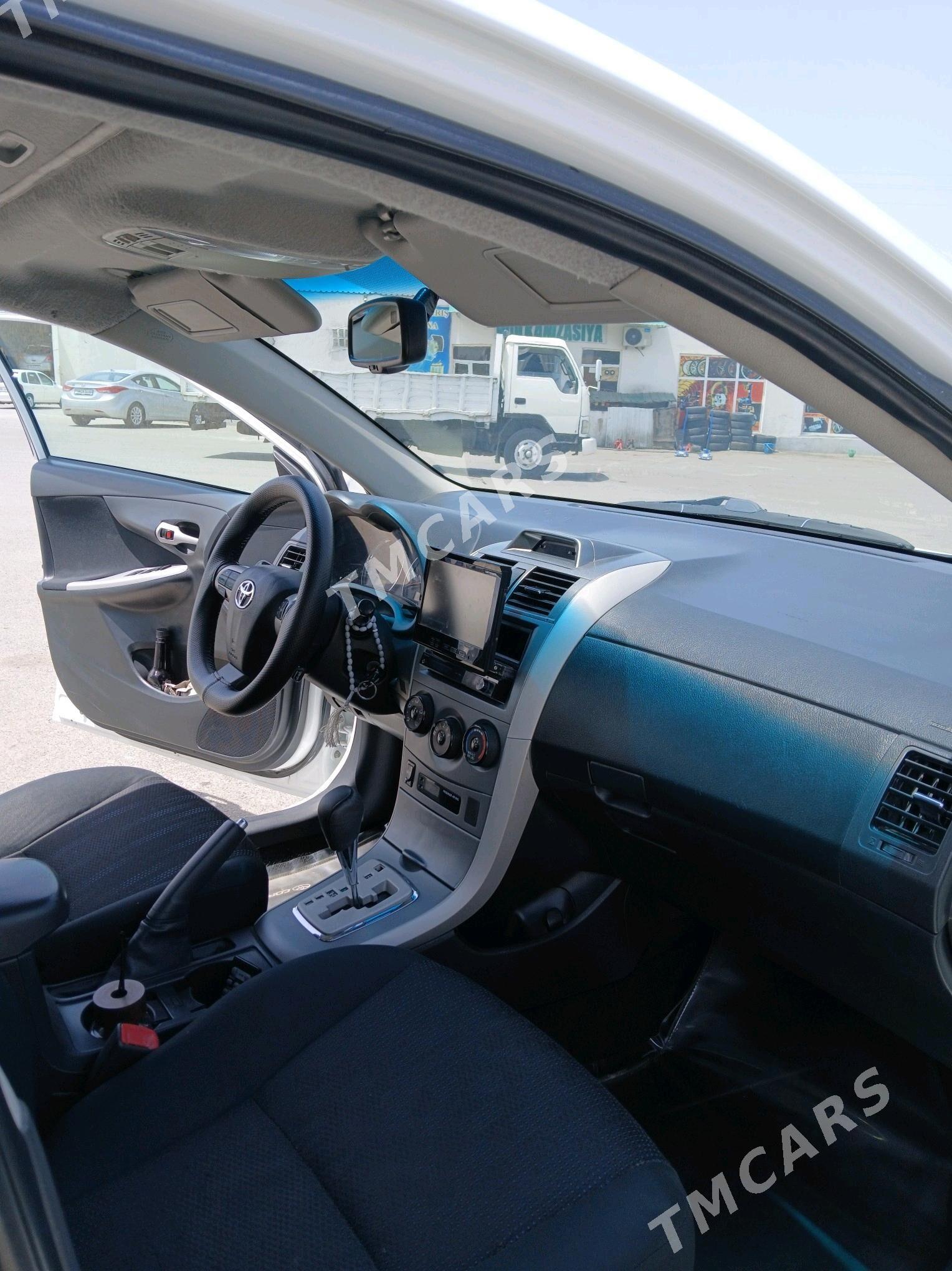 Toyota Corolla 2010 - 168 000 TMT - Бузмеин - img 10