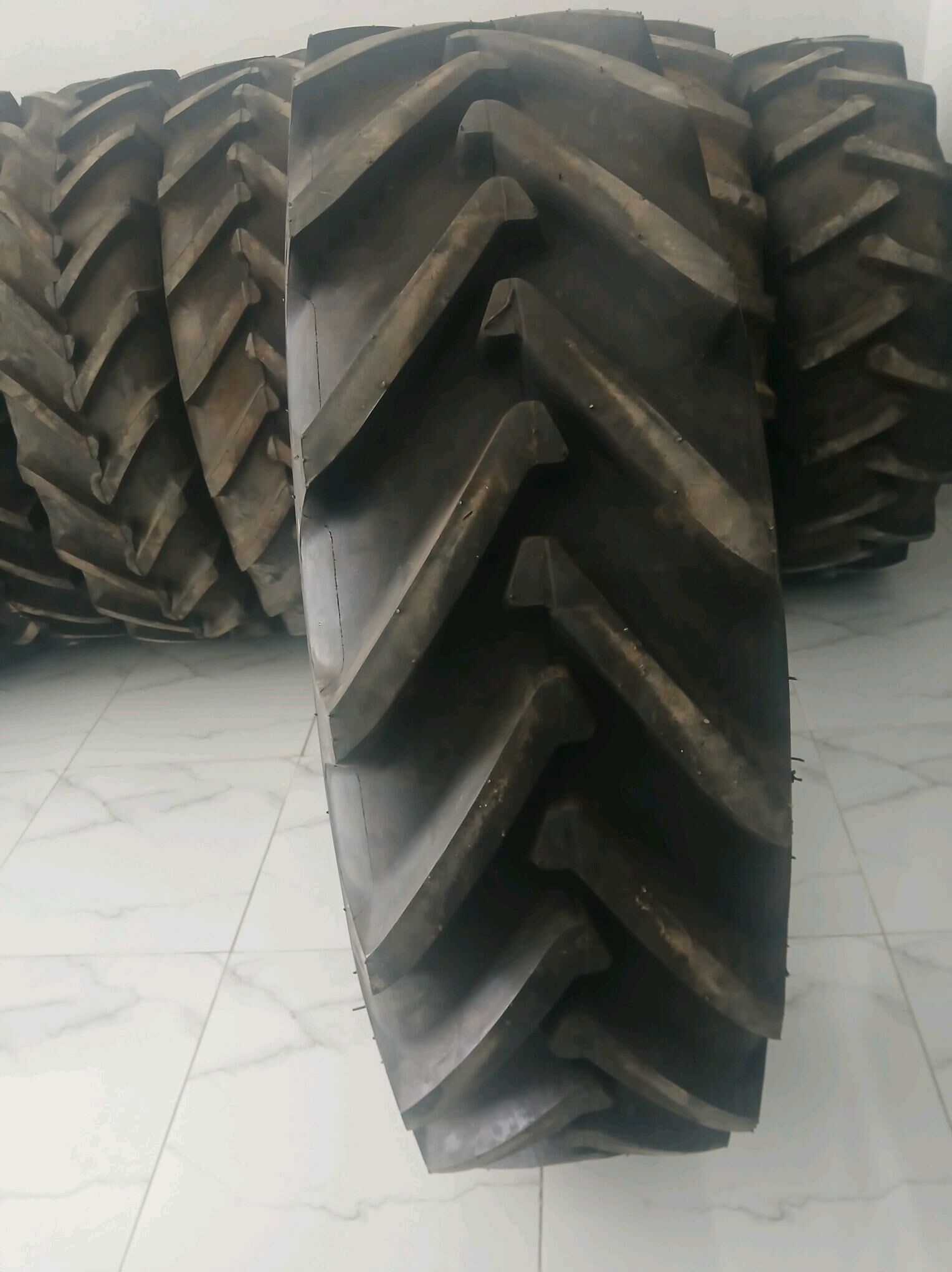 Tyraktor Teker  15.5.38 6 500 TMT - Ак-Бугдайский этрап - img 3