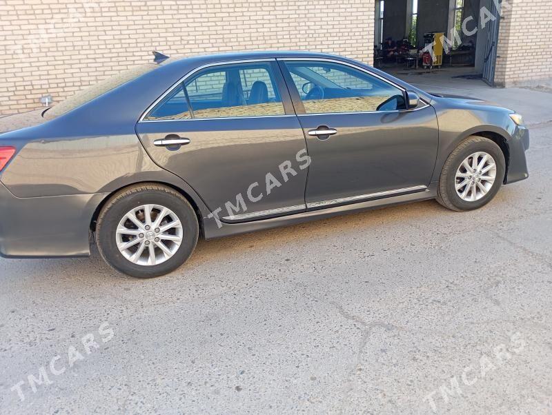 Toyota Camry 2012 - 230 000 TMT - Чарджоу - img 7