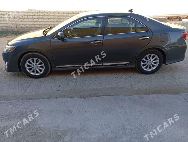 Toyota Camry 2012 - 230 000 TMT - Чарджоу - img 4