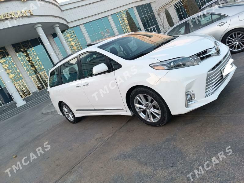 Toyota Sienna 2017 - 410 000 TMT - Мары - img 8