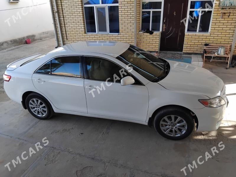 Toyota Camry 2010 - 130 000 TMT - Мары - img 8