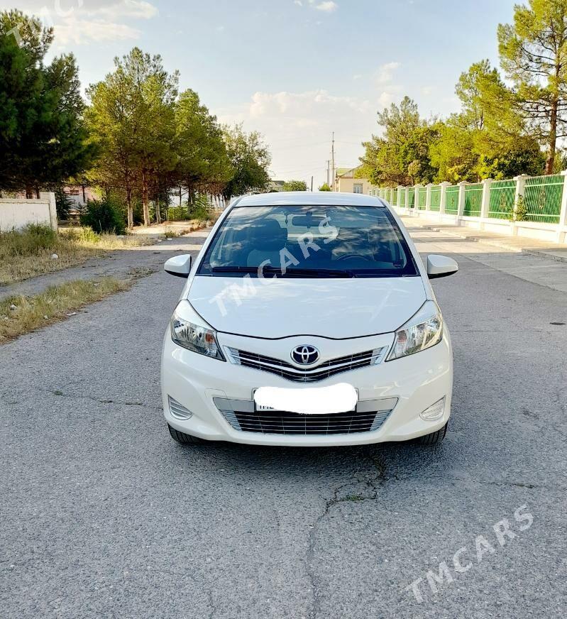 Toyota Yaris 2012 - 147 000 TMT - Ашхабад - img 3