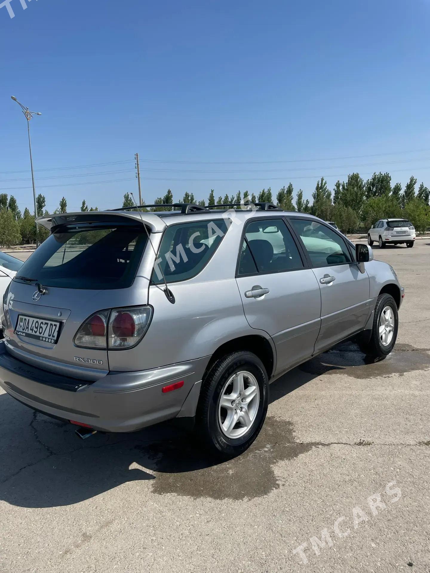 Lexus RX 300 2002 - 200 000 TMT - Дашогуз - img 3
