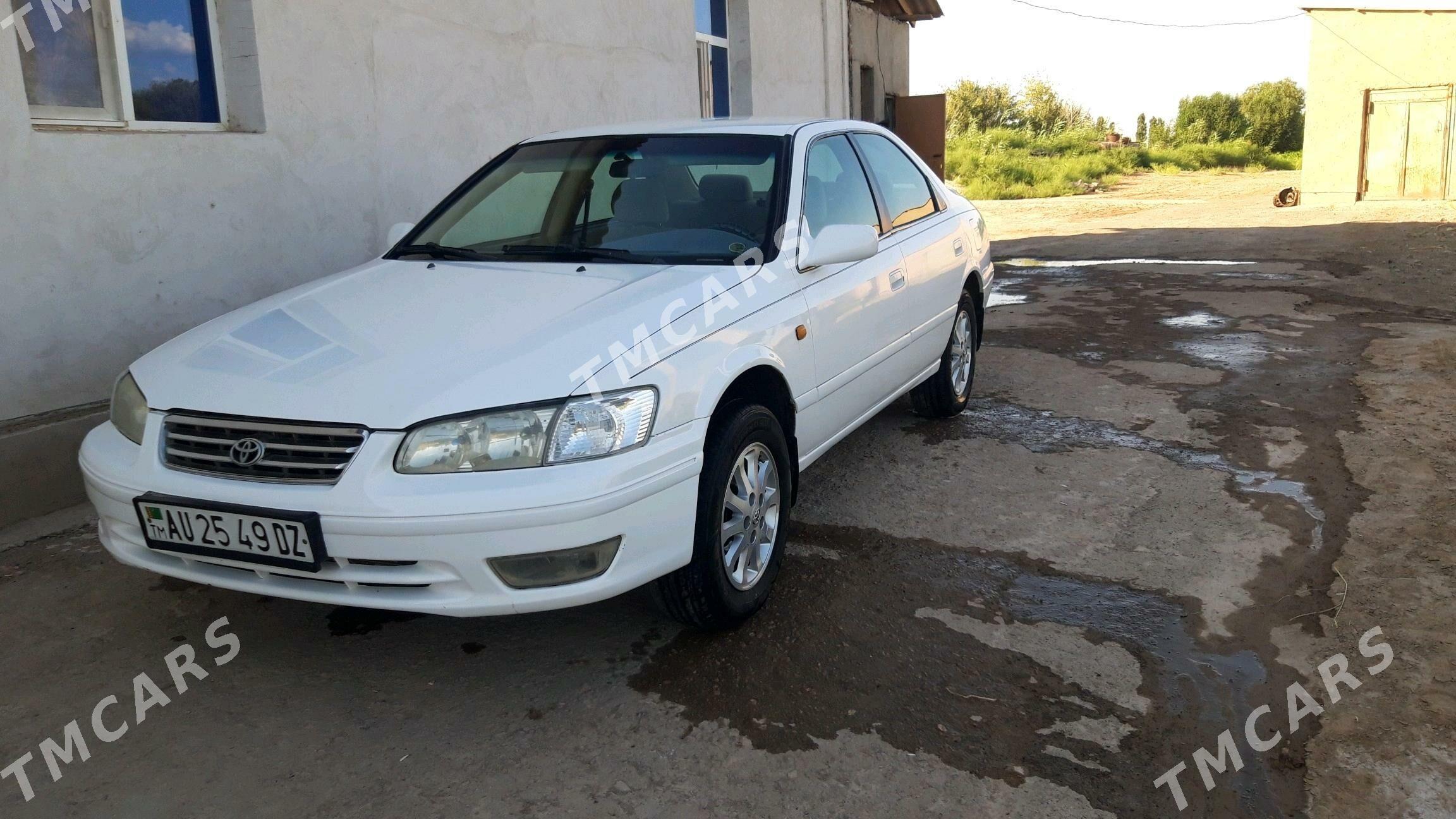Toyota Camry 2001 - 117 000 TMT - Болдумсаз - img 2