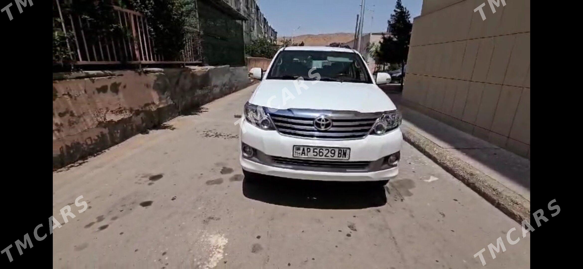 Toyota Fortuner 2012 - 350 000 TMT - Туркменбаши - img 7