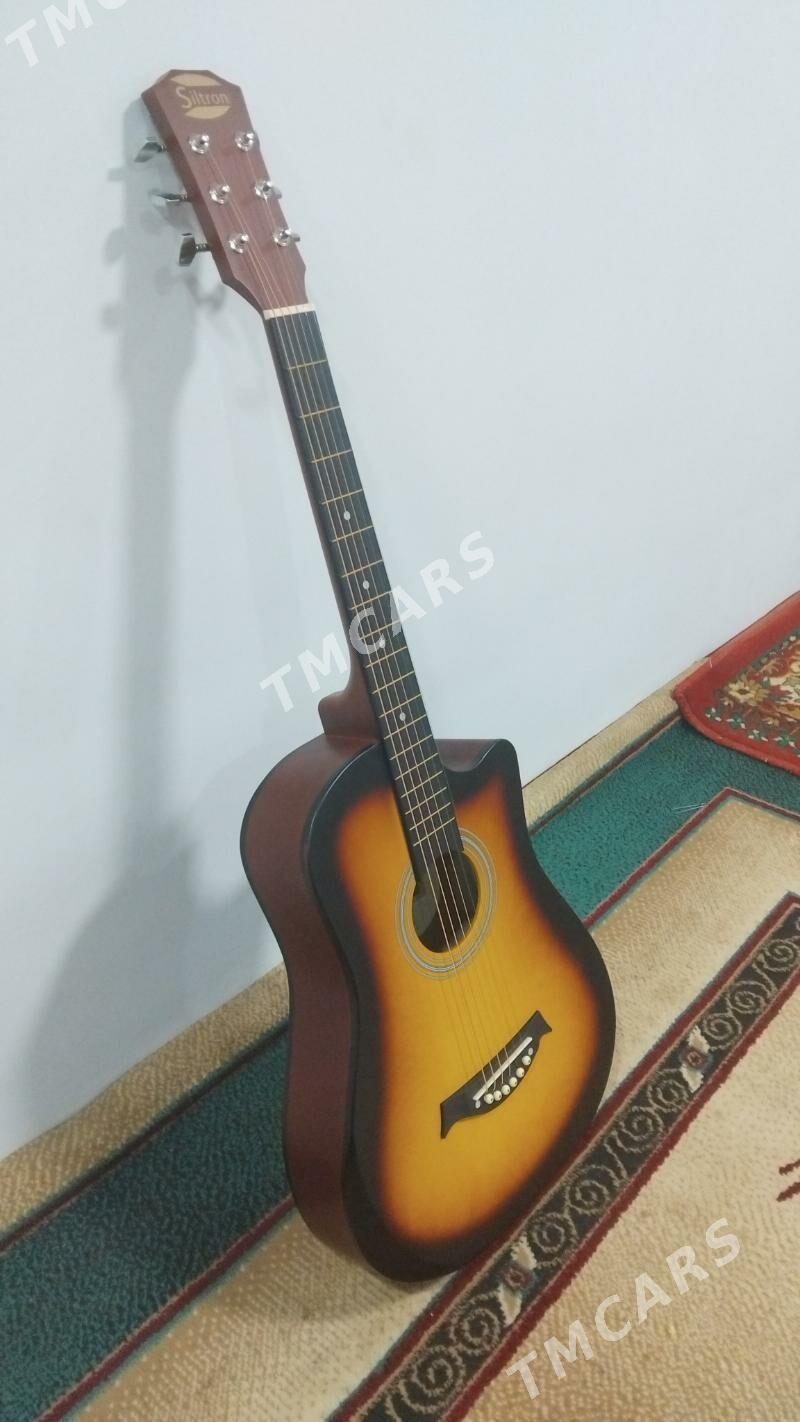 Gitara model "Siltron" - Мары - img 1
