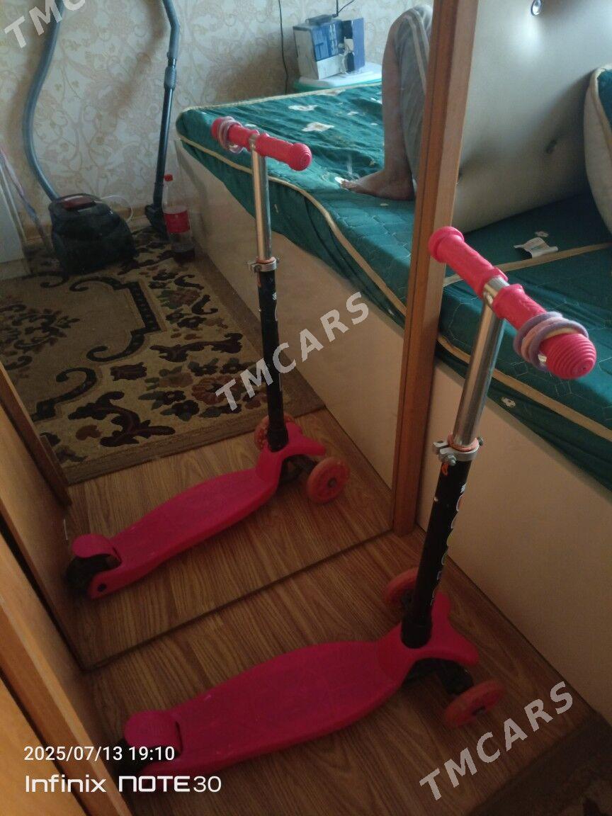 самокат - Mary - img 2