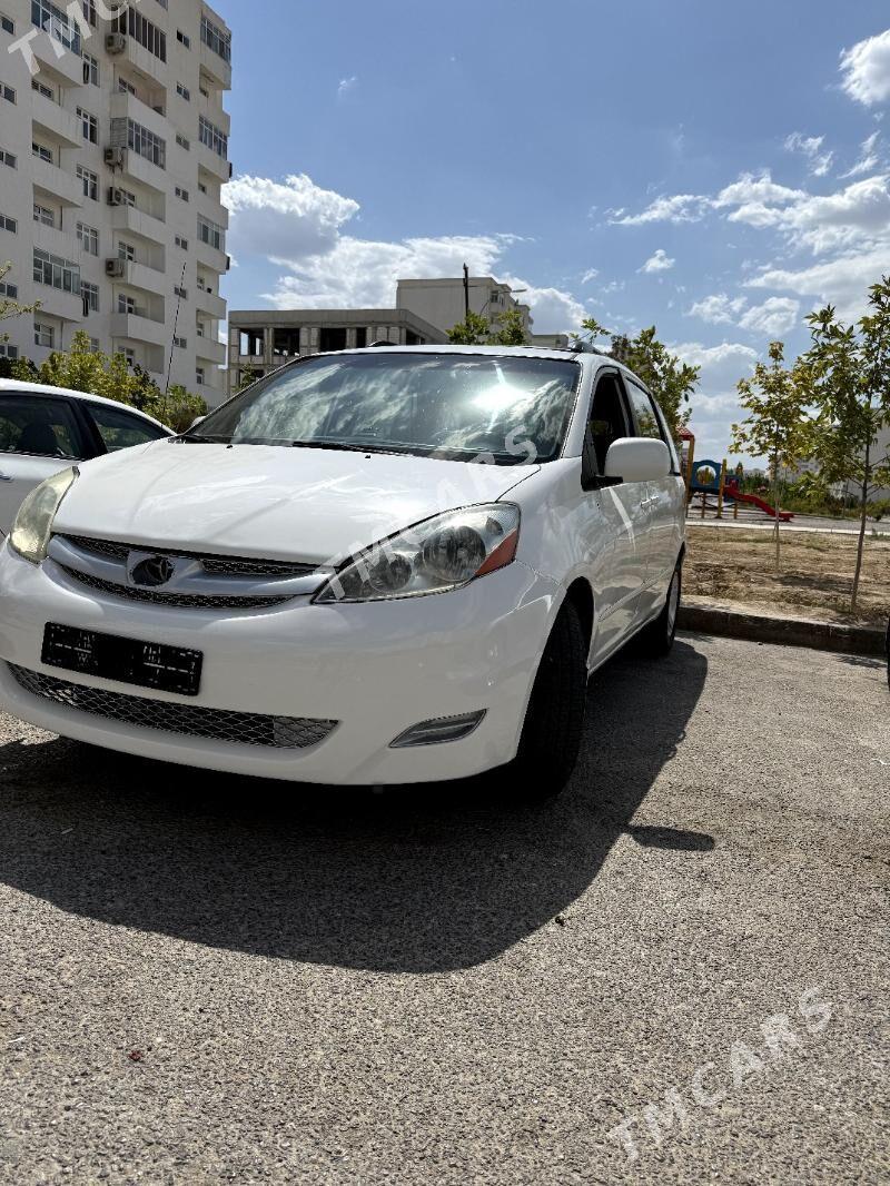 Toyota Sienna 2007 - 220 000 TMT - Ашхабад - img 2