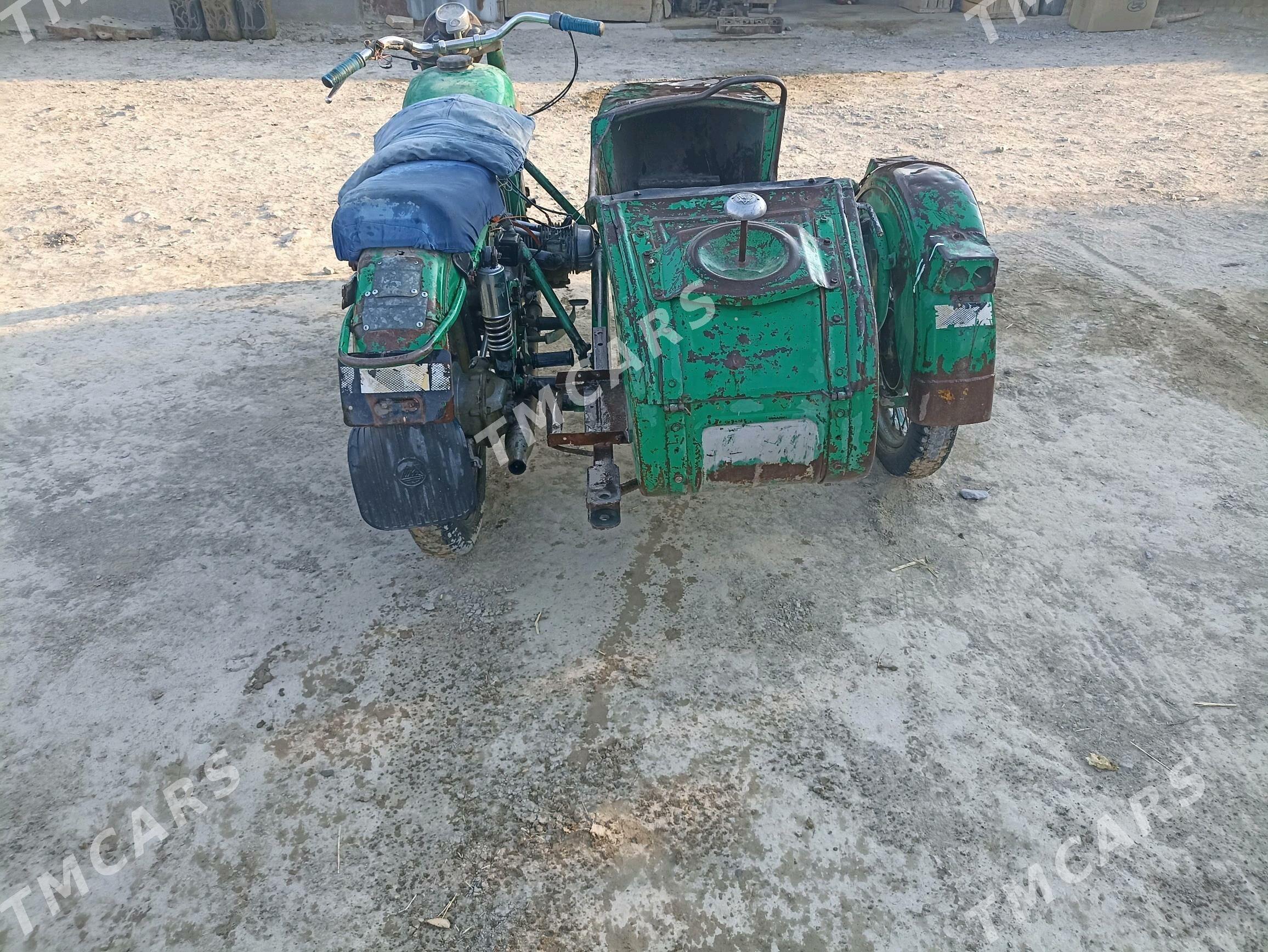 Ural 4320 1986 - 6 000 TMT - Bäherden - img 4