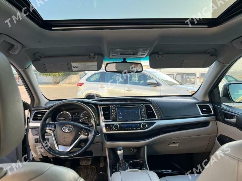 Toyota Highlander 2016 - 400 000 TMT - Мары - img 3