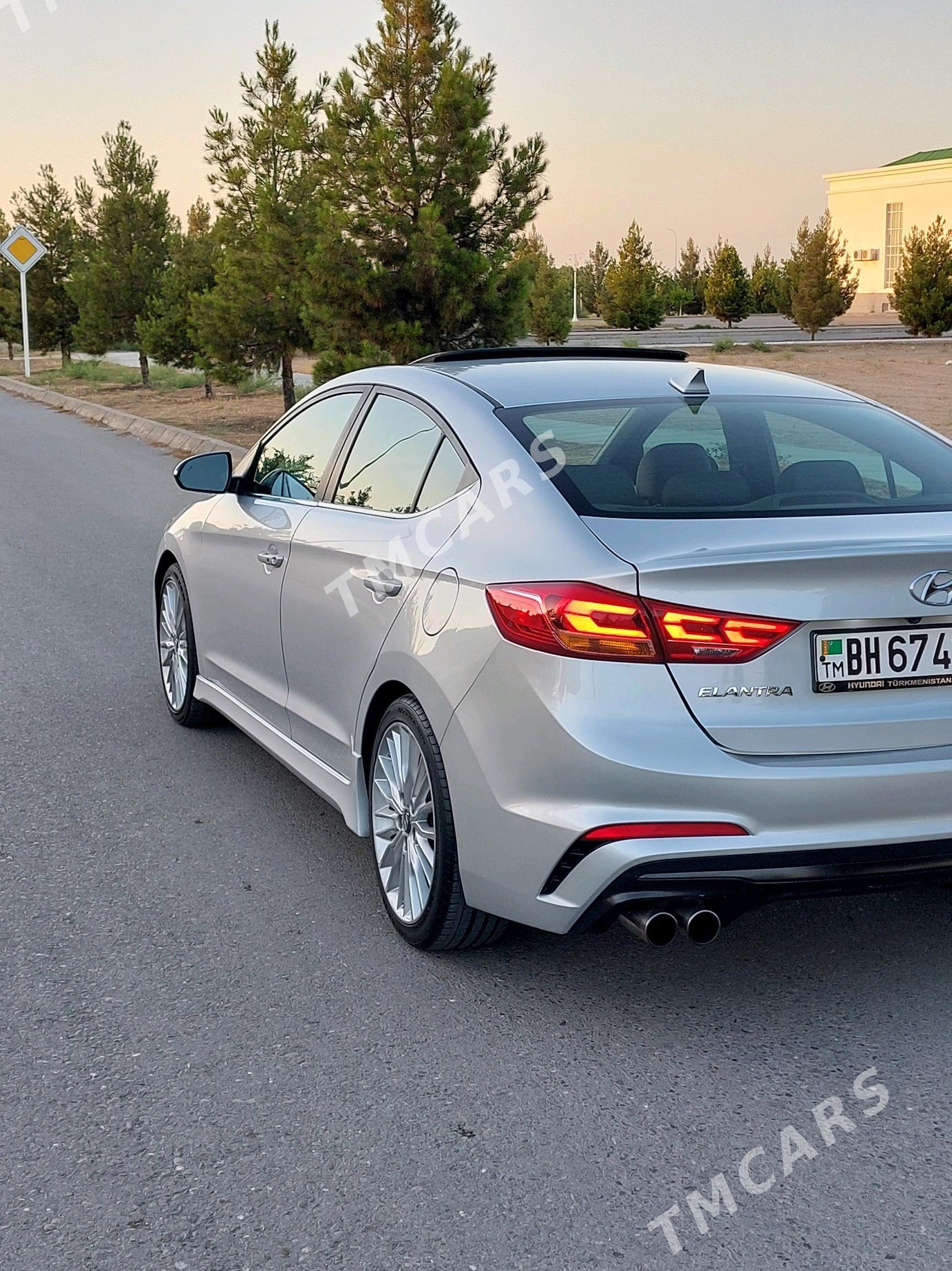 Hyundai Elantra 2017 - 200 000 TMT - 30 mkr - img 5