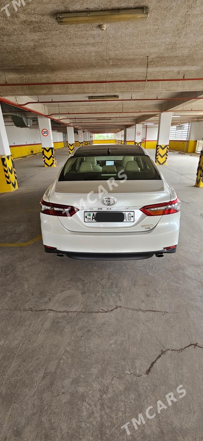 Toyota Camry 2022 - 595 000 TMT - Aşgabat - img 3