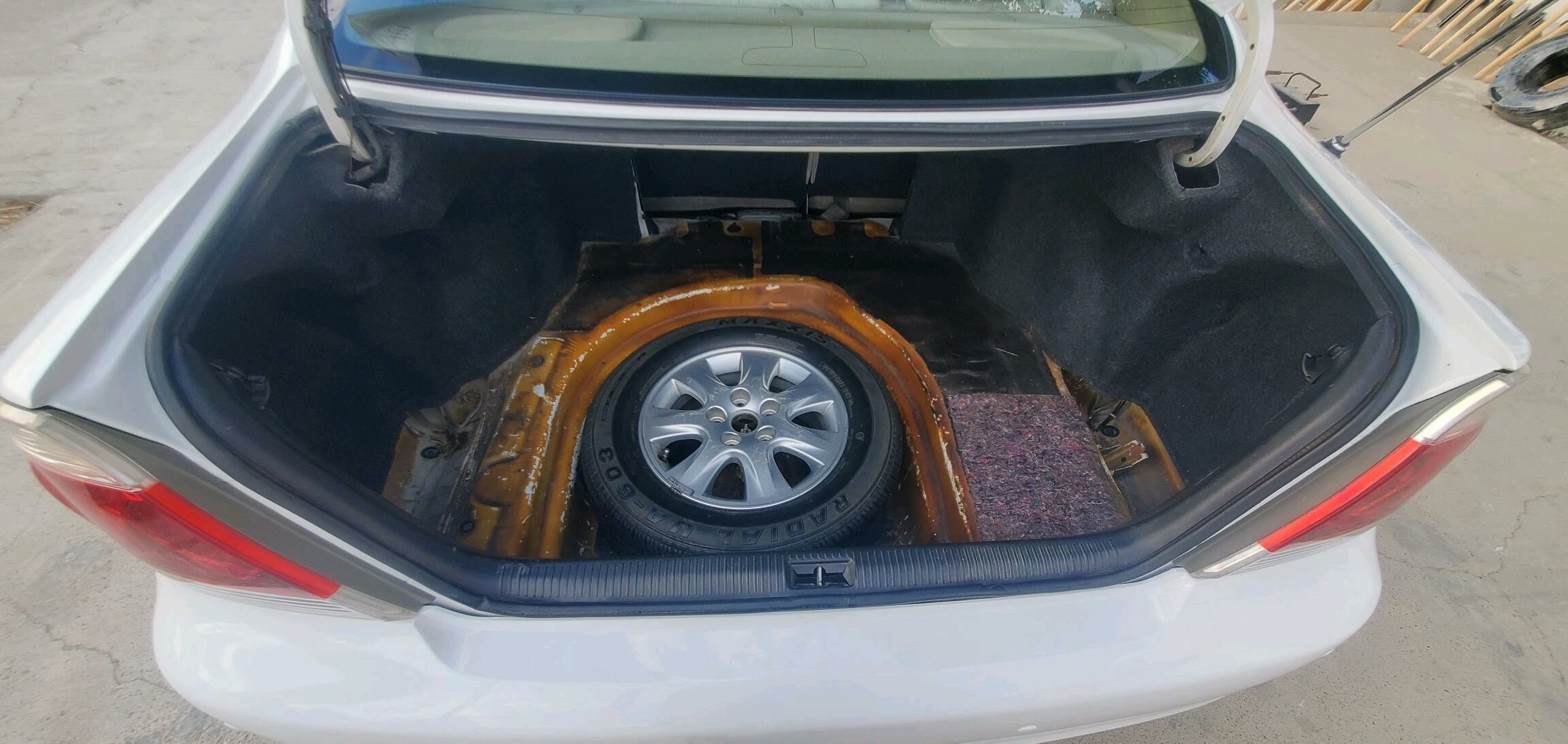 Toyota Camry 2003 - 175 000 TMT - Bäherden - img 10