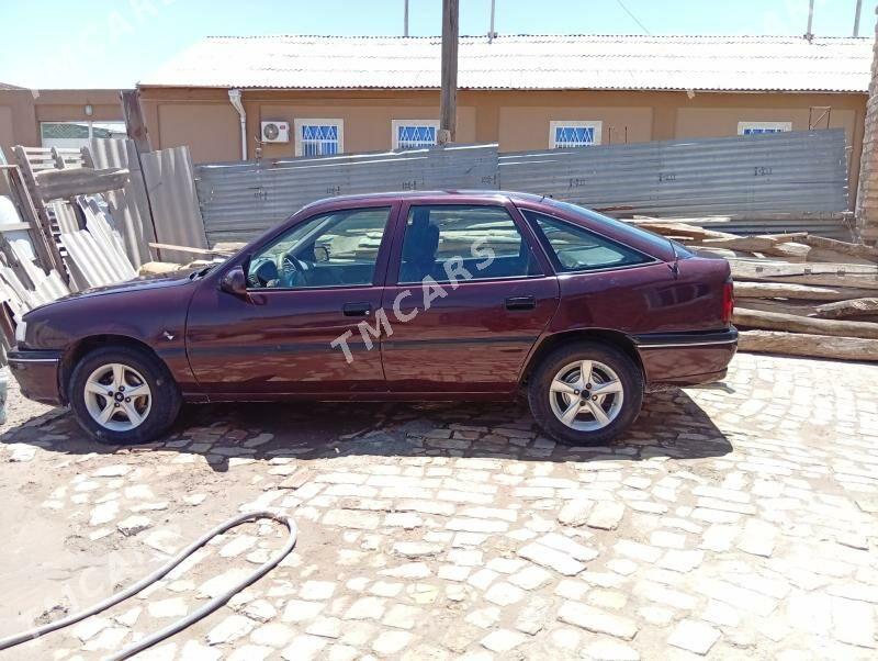 Opel Vectra 1995 - 30 000 TMT - Kerki - img 5