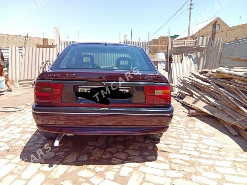 Opel Vectra 1995 - 30 000 TMT - Kerki - img 2