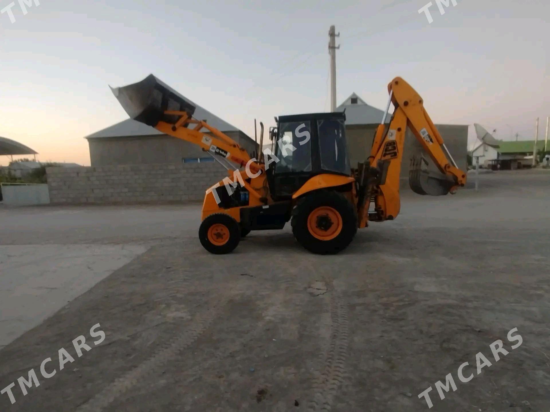 JCB 3CX Compact 2005 - 300 000 TMT - Gökdepe - img 2